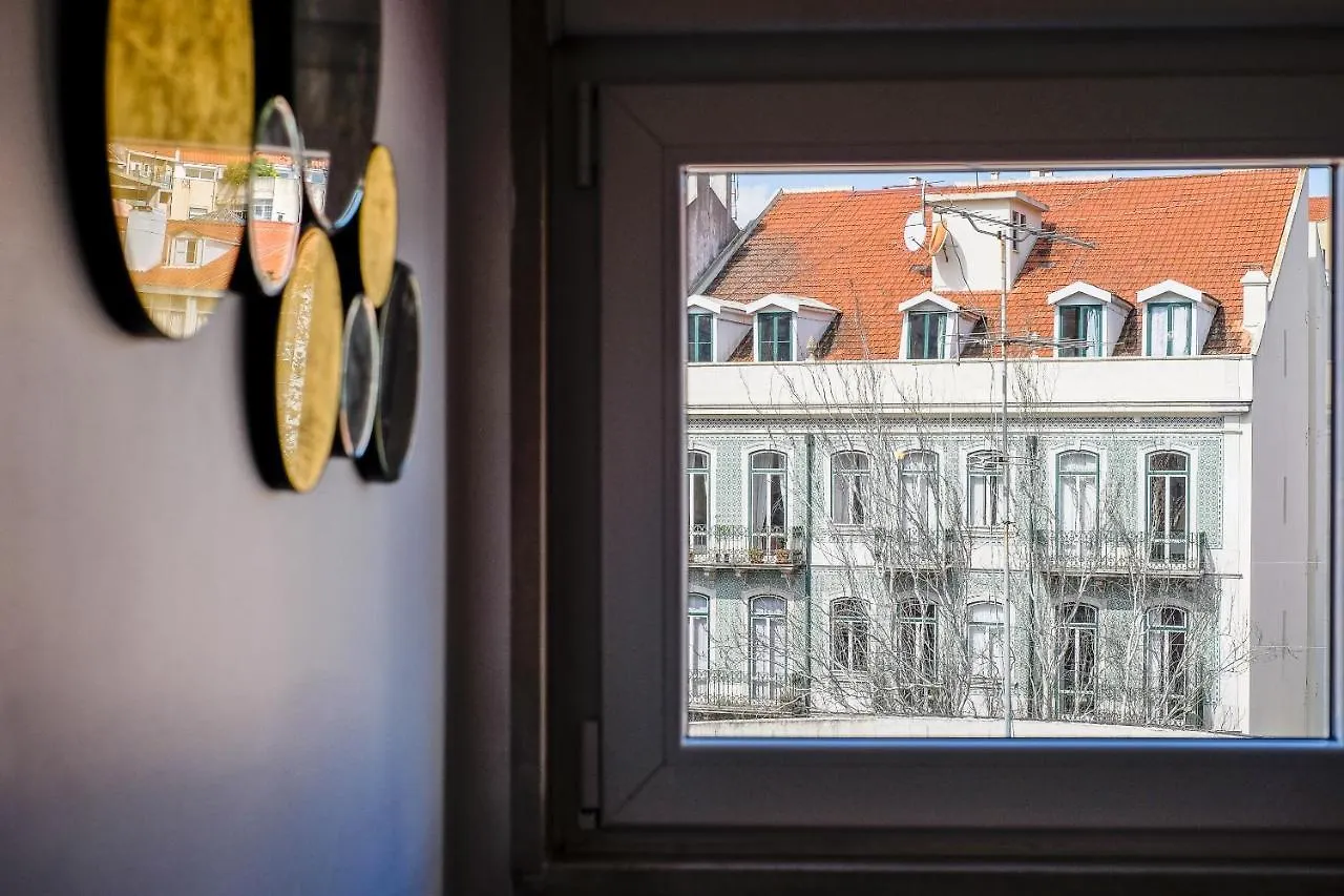 Good Karma - Bright And Sophisticated Apartment With Balcony Lisbon 0*,